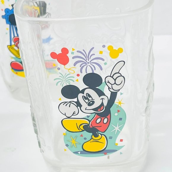 4 Glasses~ McDonalds Walt Disney World 2000 MAGIC KINGDOM ~ CELEBRATION~ - Picture 4 of 9